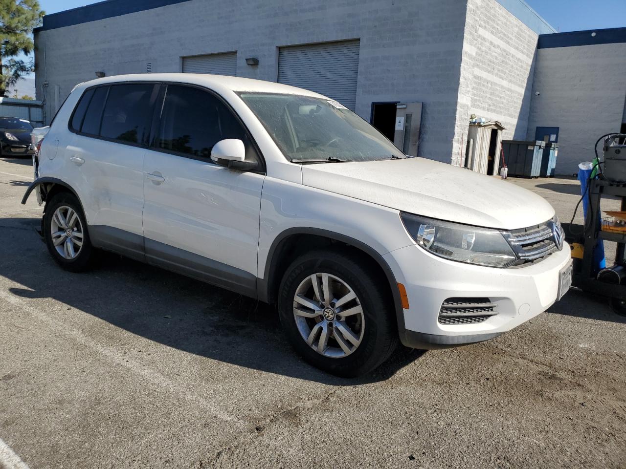 Lot #3020884788 2012 VOLKSWAGEN TIGUAN S