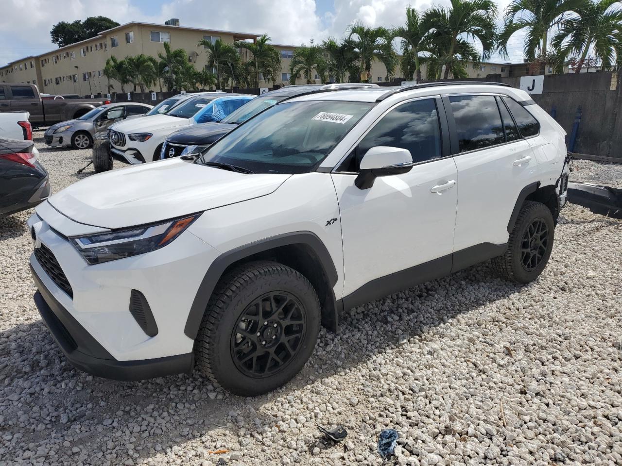 TOYOTA RAV4 XLE
