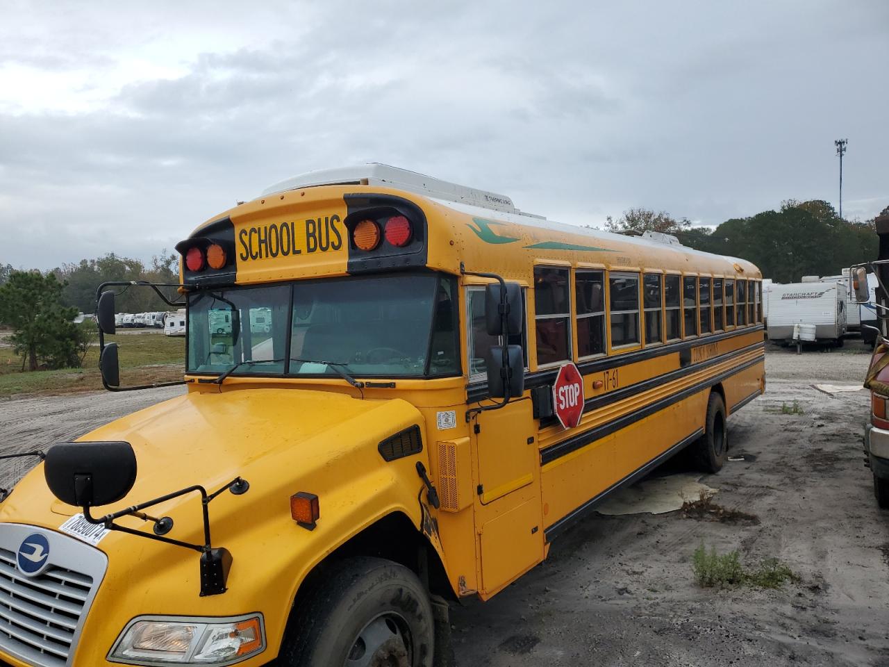 Lot #2962635977 2017 BLUE BIRD SCHOOL BUS