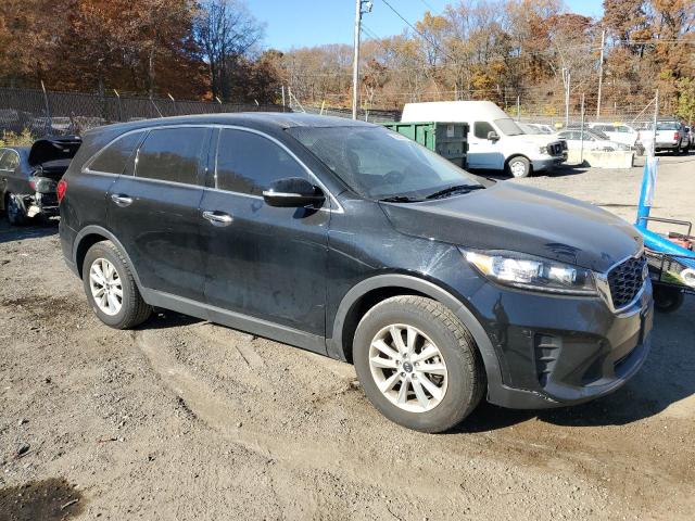 VIN 5XYPG4A38KG583831 2019 KIA SORENTO no.4