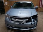 CHRYSLER TOWN & COU photo