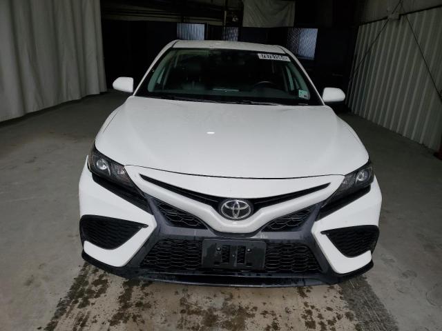 VIN 4T1G11AK6MU586926 2021 Toyota Camry, SE no.5