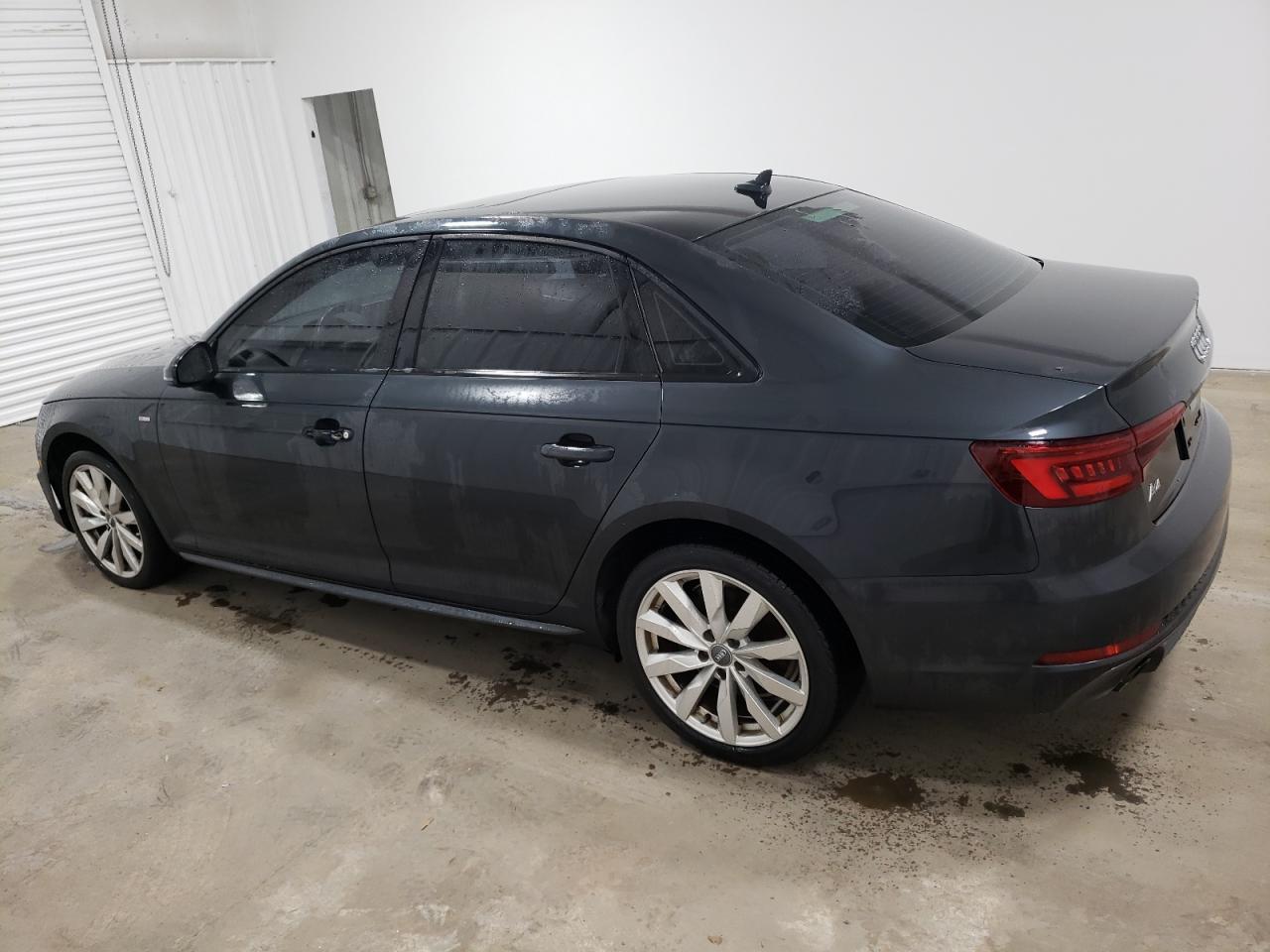 AUDI A4 PREMIUM