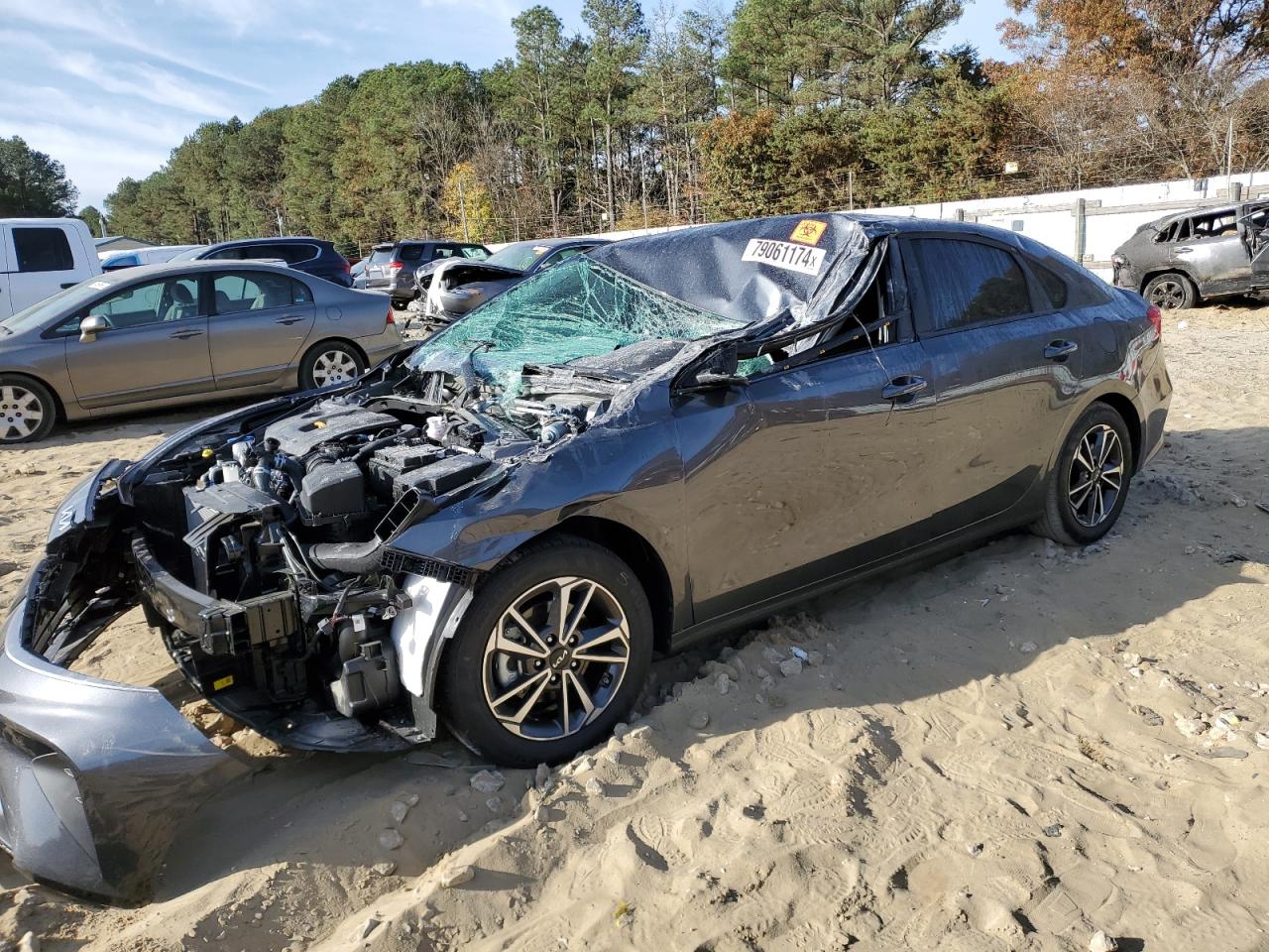  Salvage Kia Forte