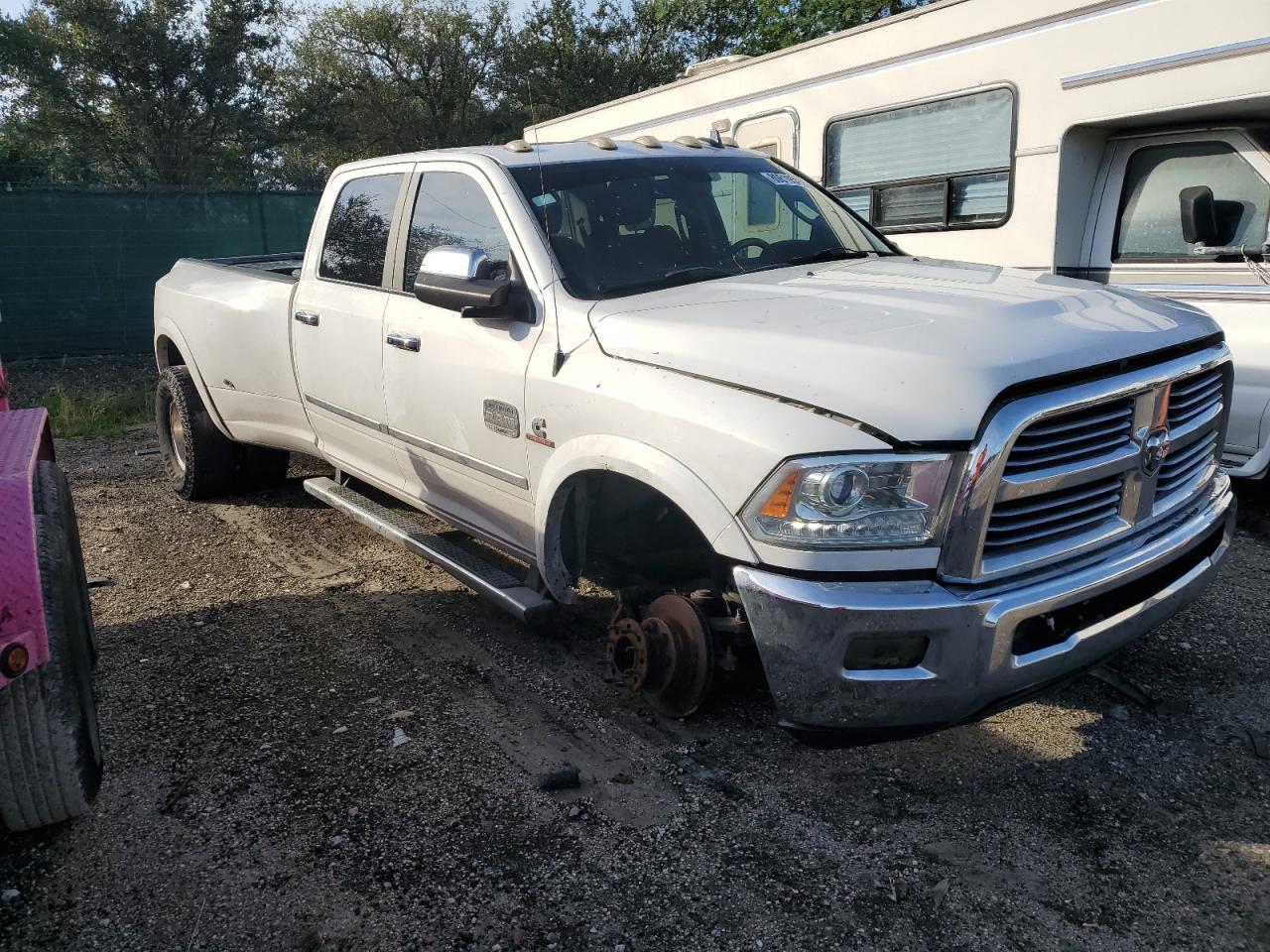 Lot #3028547930 2017 RAM 3500 LONGH