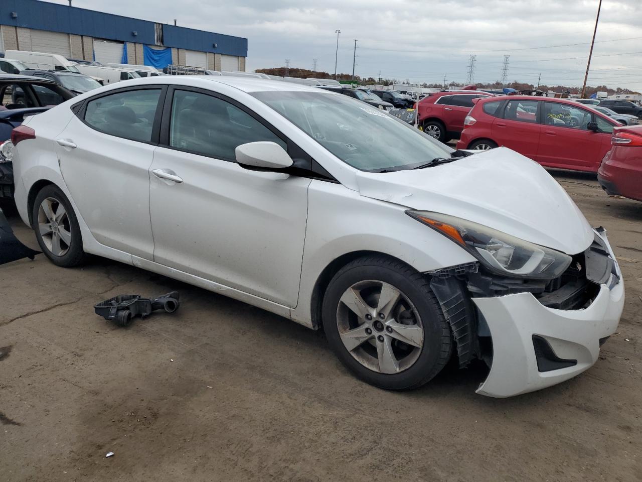 Lot #2960116173 2015 HYUNDAI ELANTRA SE