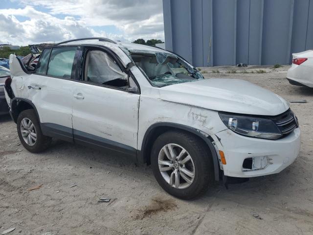 VIN WVGBV7AX8GW599229 2016 Volkswagen Tiguan, S no.4