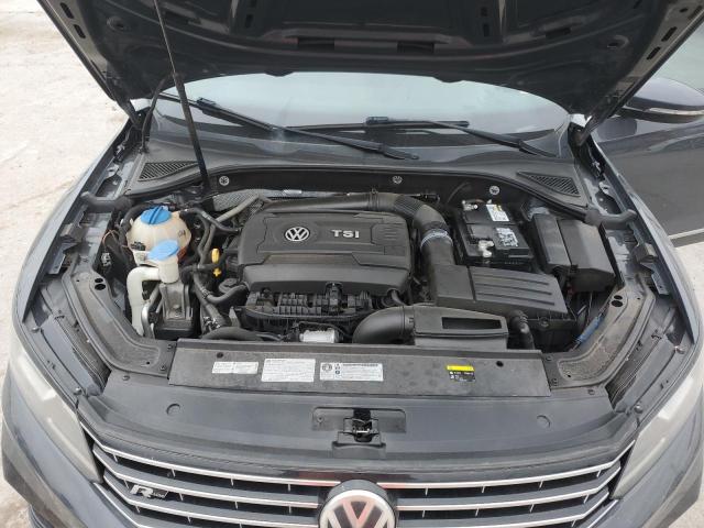 2017 VOLKSWAGEN PASSAT R-L - 1VWDT7A35HC070241