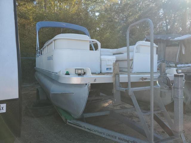 BENNINGTON MARINE BOAT 2000 silver   ETW06873B000 photo #3