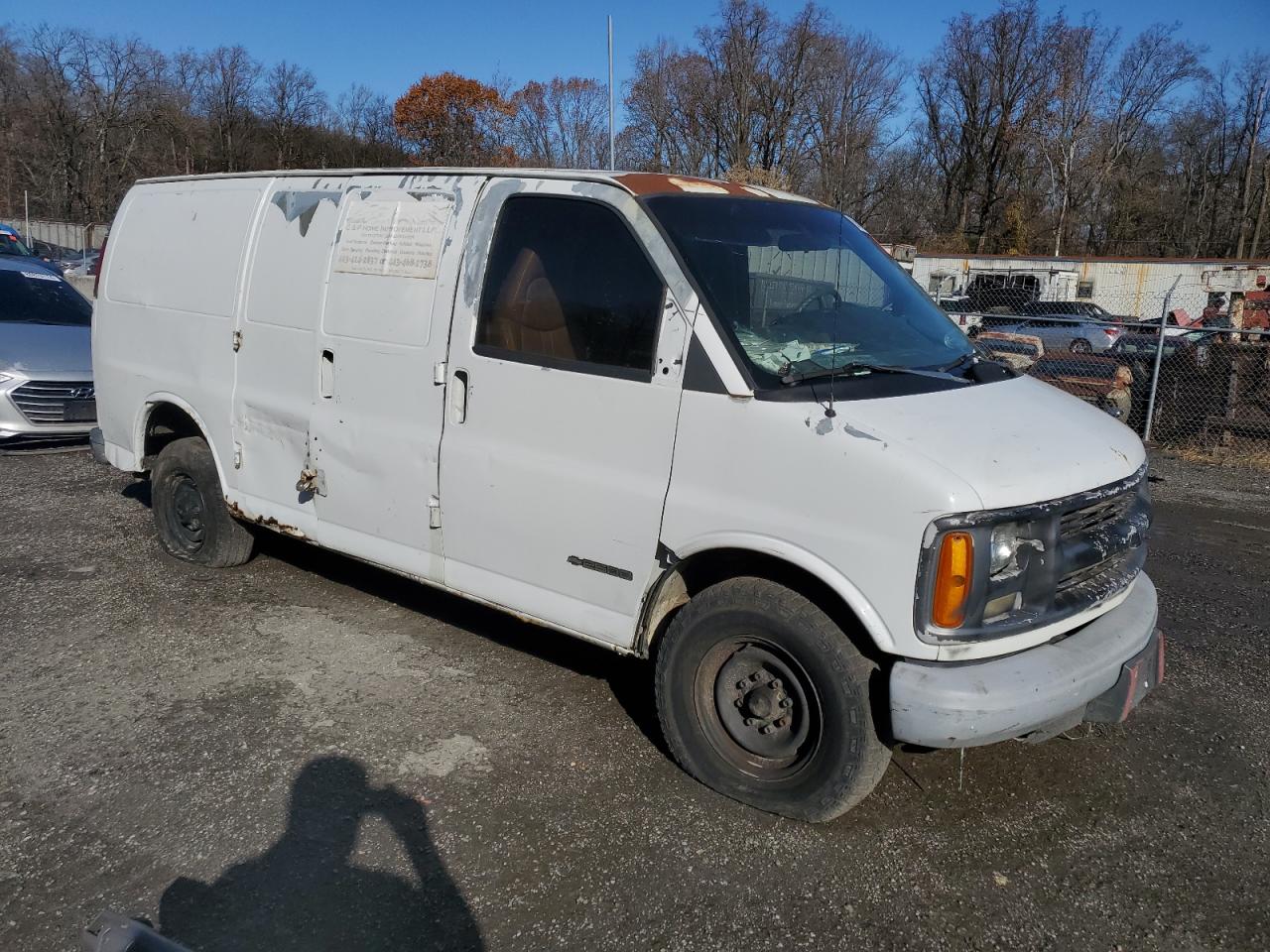 Lot #2994240866 1999 CHEVROLET EXPRESS G2