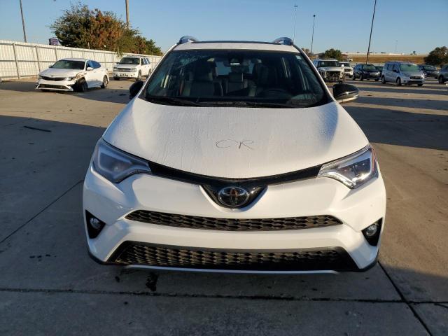 2018 TOYOTA RAV4 SE - JTMNFREV3JJ737590