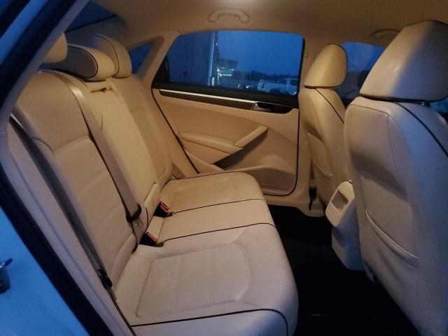 2018 VOLKSWAGEN PASSAT S - 1VWAA7A37JC022156