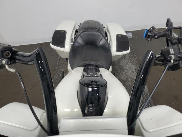 2018 HARLEY-DAVIDSON FLTRXS ROA - 1HD1KTC17JB614469