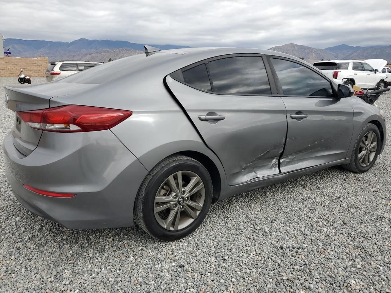 Lot #3037920980 2018 HYUNDAI ELANTRA SE