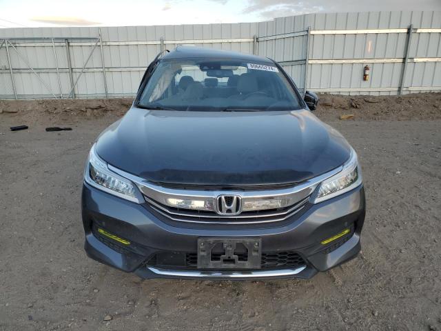 VIN 1HGCR3F92HA006304 2017 HONDA ACCORD no.5