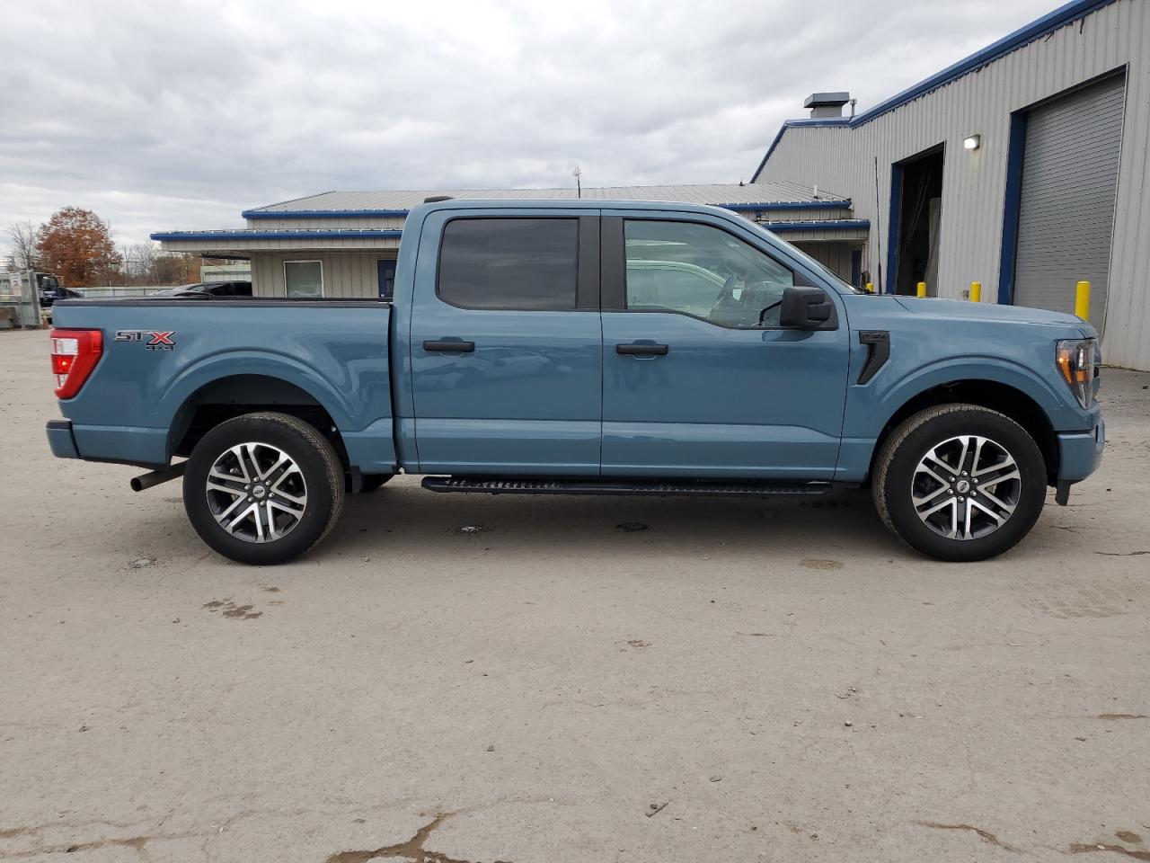 Lot #2945284580 2023 FORD F150 SUPER