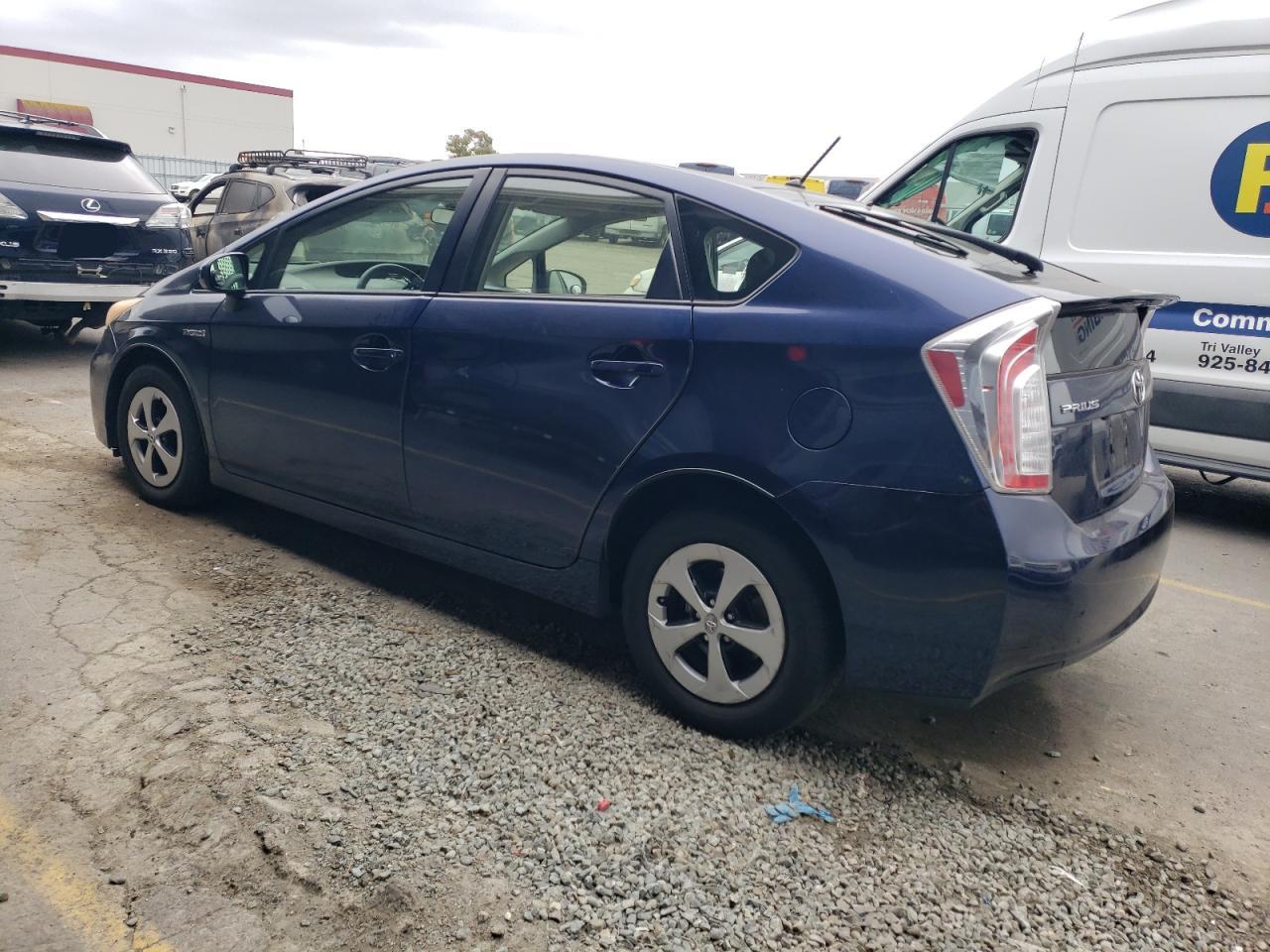 Lot #3030386484 2015 TOYOTA PRIUS