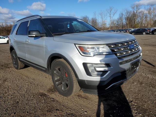 VIN 1FM5K7D8XHGA57037 2017 FORD EXPLORER no.4