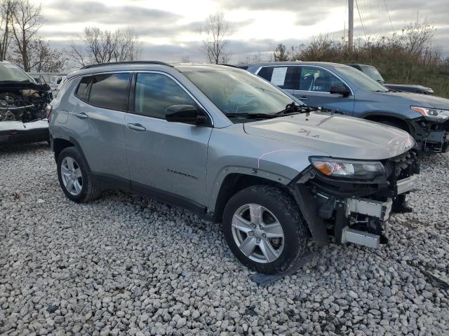 VIN 3C4NJDBB5NT231527 2022 JEEP COMPASS no.4