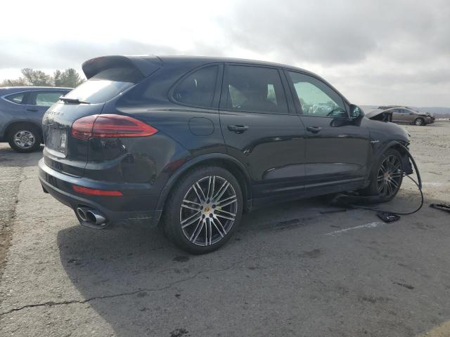 VIN WP1AE2A20HLA70933 2017 PORSCHE CAYENNE no.3