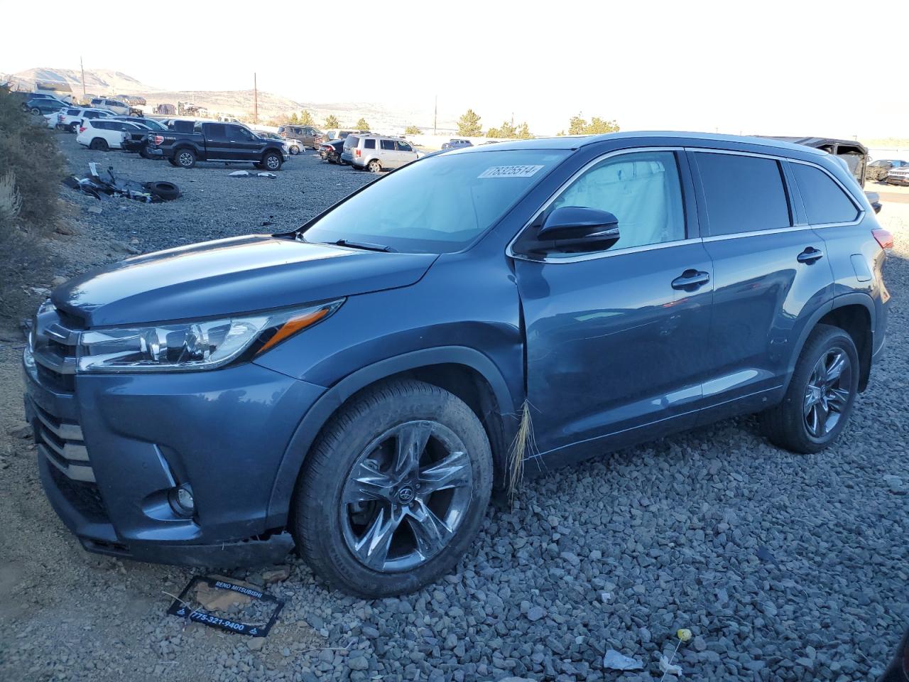 Lot #3048556868 2019 TOYOTA HIGHLANDER