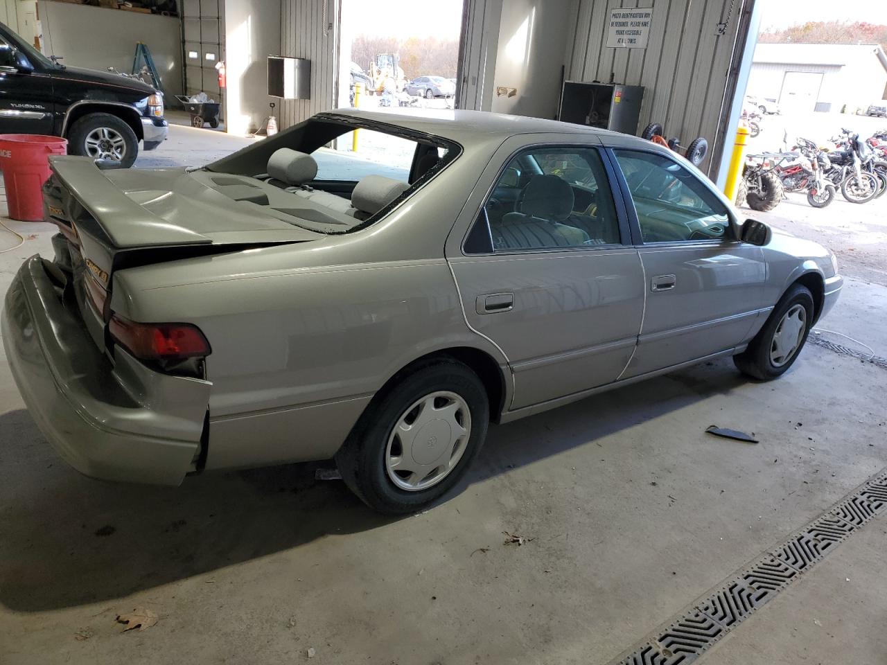 Lot #2986998829 1997 TOYOTA CAMRY CE