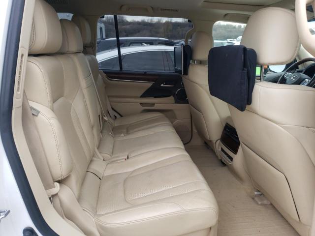 VIN JTJHY7AX1G4200448 2016 LEXUS LX570 no.11