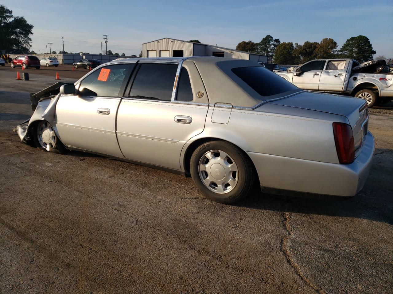 Lot #3030622100 2000 CADILLAC DEVILLE