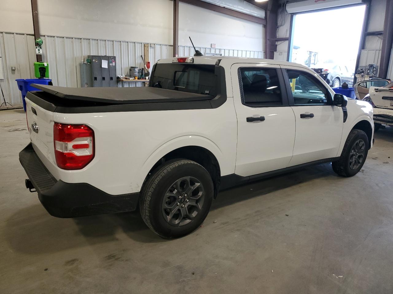 Lot #3033139013 2023 FORD MAVERICK X