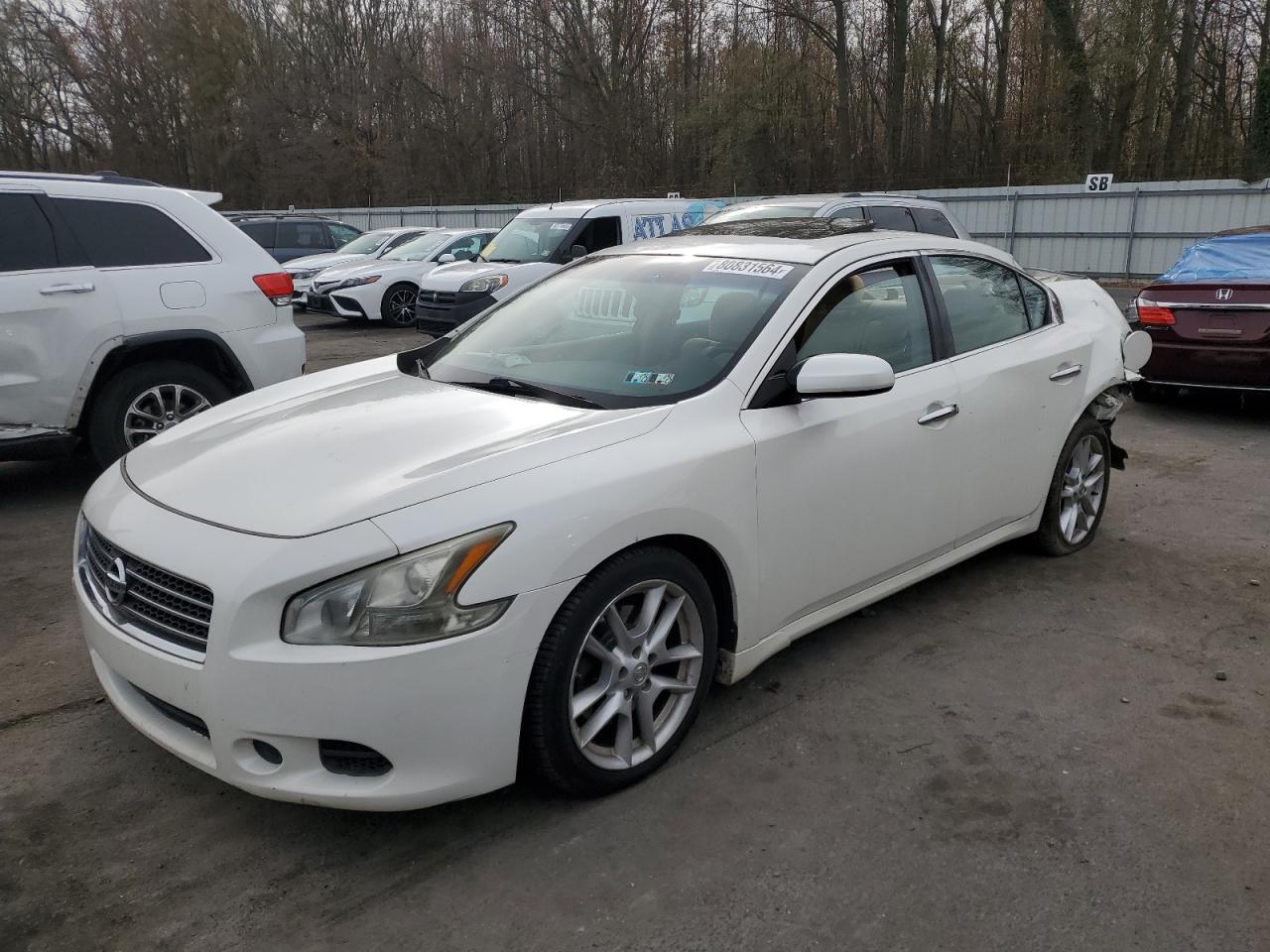  Salvage Nissan Maxima