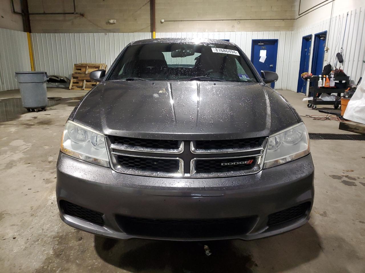 Lot #3003902632 2014 DODGE AVENGER SE