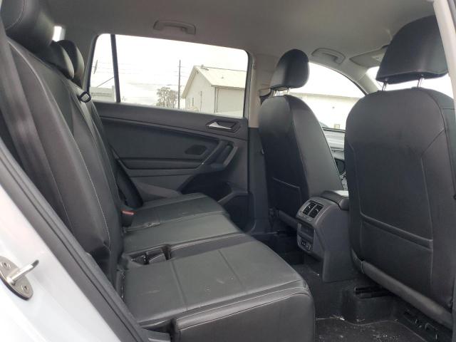 2018 VOLKSWAGEN TIGUAN SE - 3VV2B7AX1JM000872