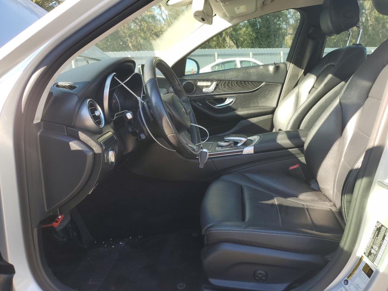 MERCEDES-BENZ C-CLASS 300