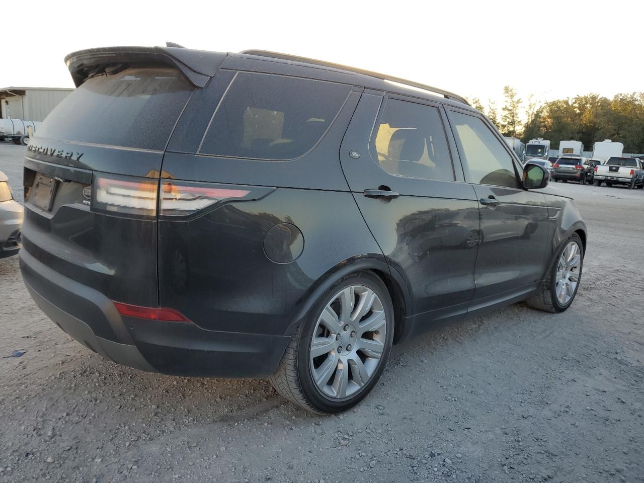 Lot #3006509148 2018 LAND ROVER DISCOVERY