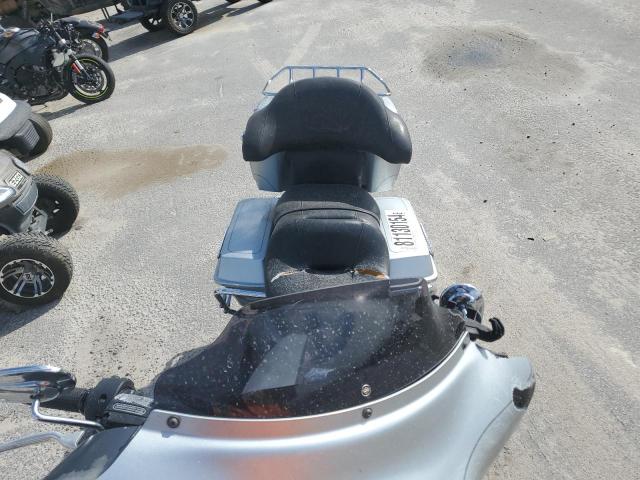 2011 HARLEY-DAVIDSON FLHTC 1HD1FF414BB680077