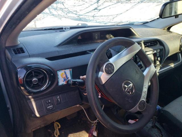 2016 TOYOTA PRIUS C - JTDKDTB35G1131001