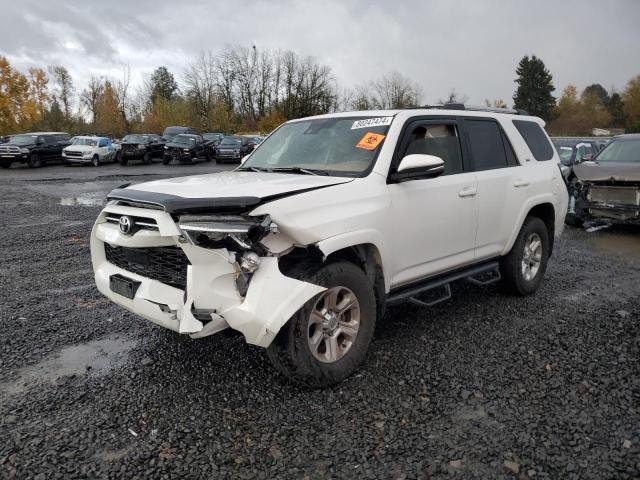 TOYOTA 4RUNNER SR 2020 white  gas JTEBU5JR8L5756699 photo #1