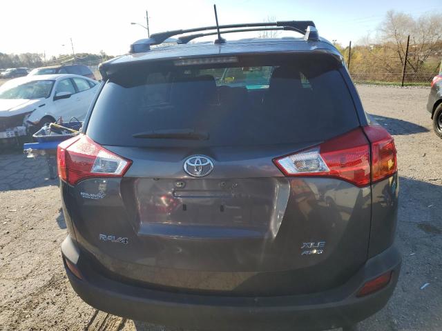 2015 TOYOTA RAV4 XLE - JTMRFREV3FJ028912