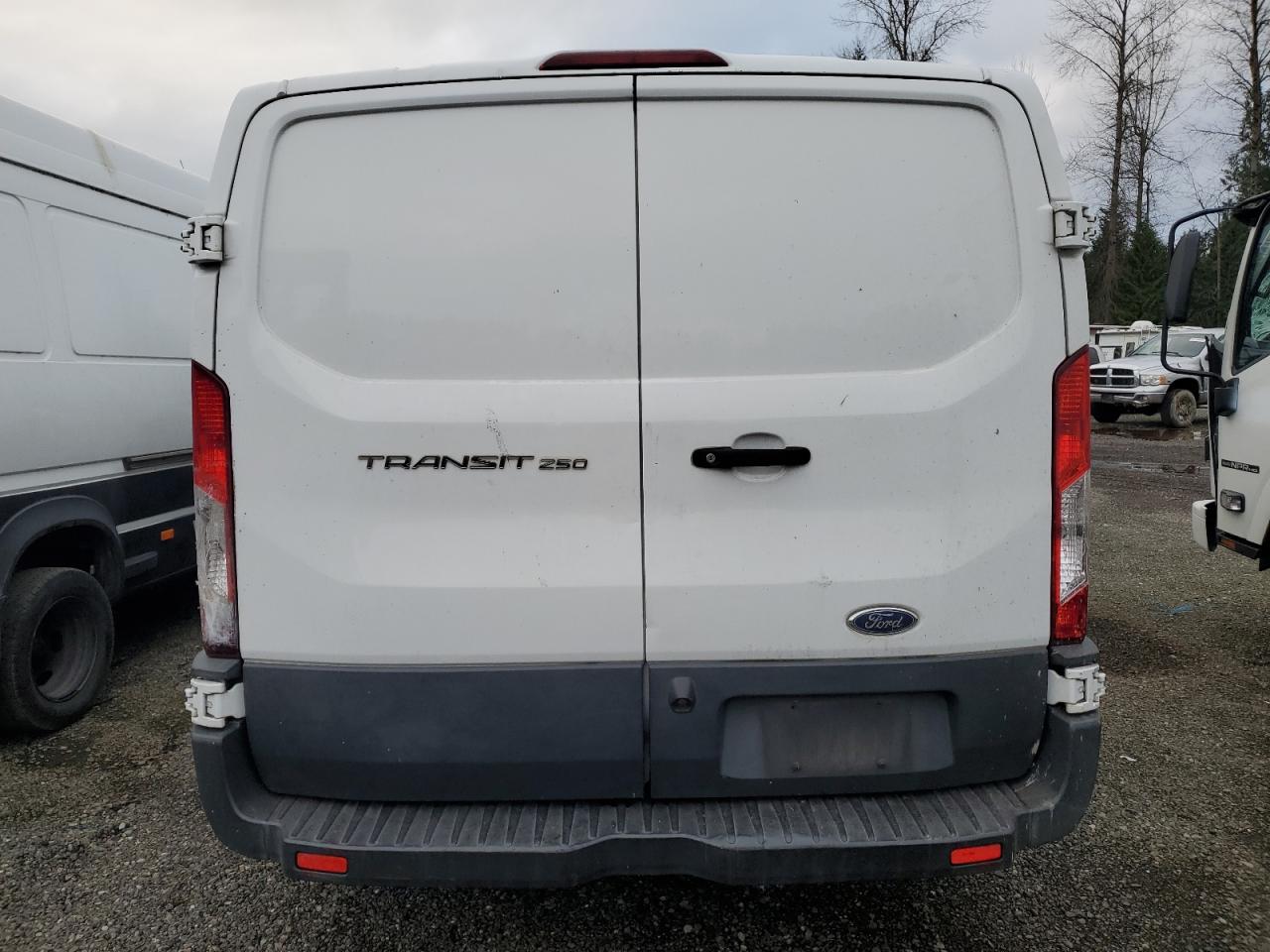 Lot #3051718139 2018 FORD TRANSIT T-