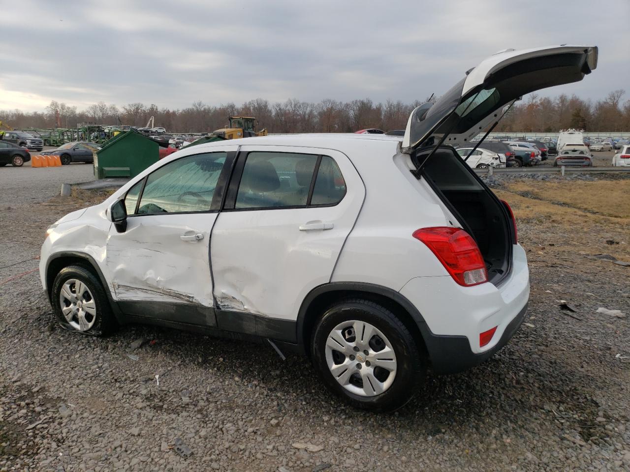 Lot #3004184974 2017 CHEVROLET TRAX LS