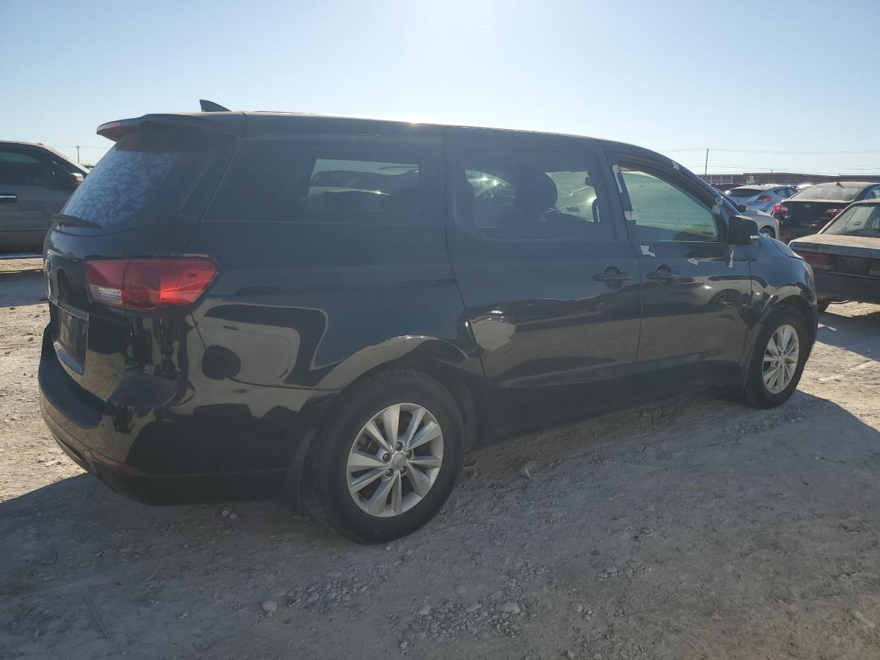 Lot #3003774520 2017 KIA SEDONA L