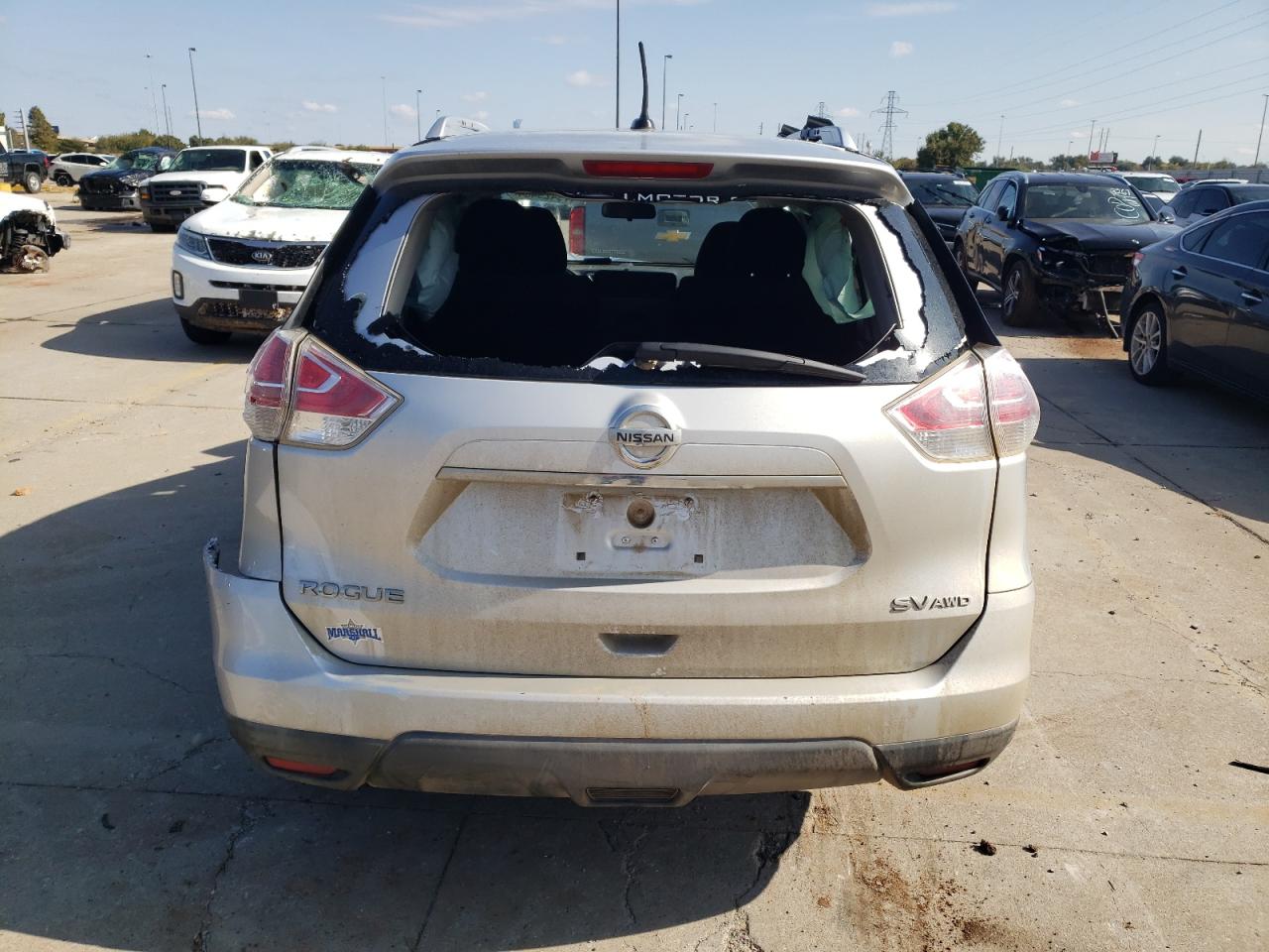 Lot #3028262785 2016 NISSAN ROGUE S