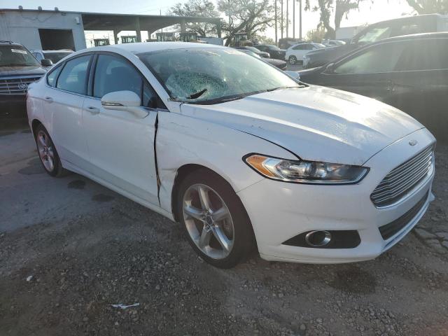 VIN 3FA6P0HD1GR334258 2016 Ford Fusion, SE no.4