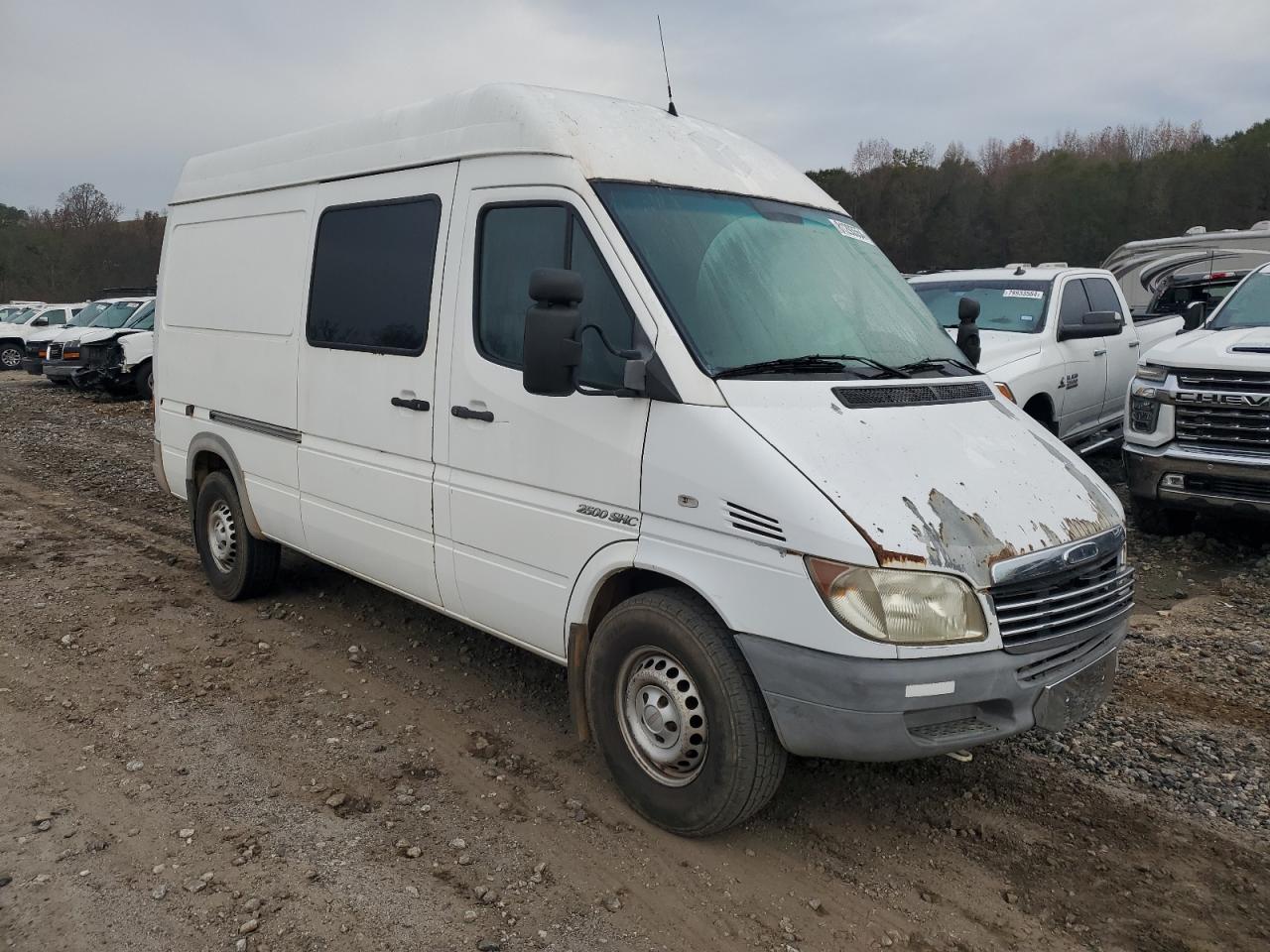 Lot #2989257618 2006 FREIGHTLINER SPRINTER 2