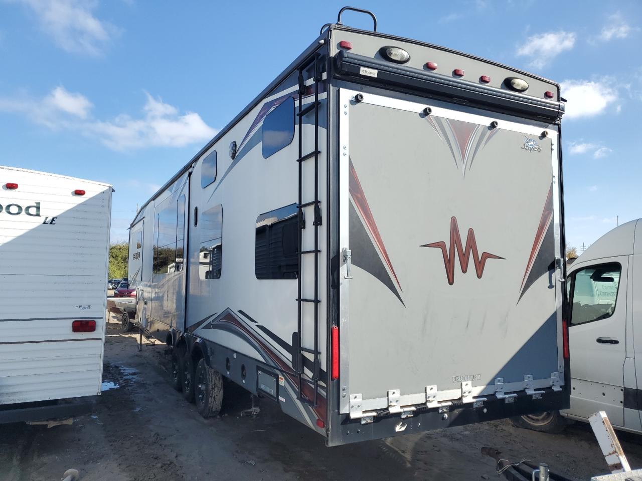 Lot #3006611357 2013 JAYCO SEISMIC