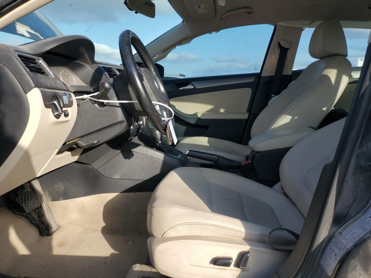 VOLKSWAGEN JETTA TDI