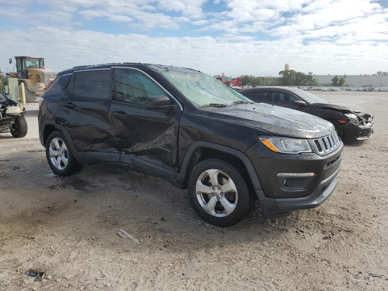 Lot #3029686113 2018 JEEP COMPASS LA