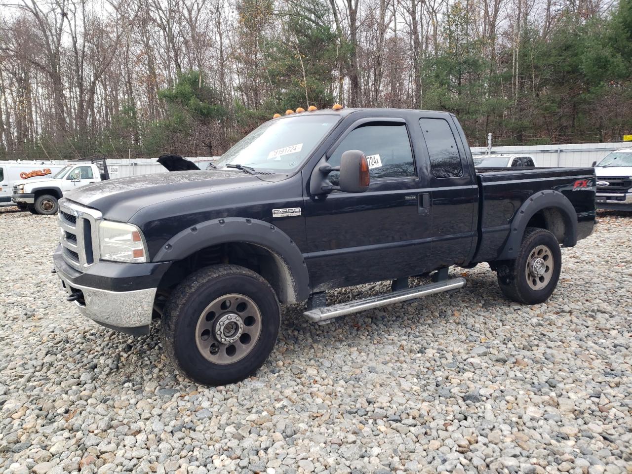 Lot #2989035606 2006 FORD F350 SRW S