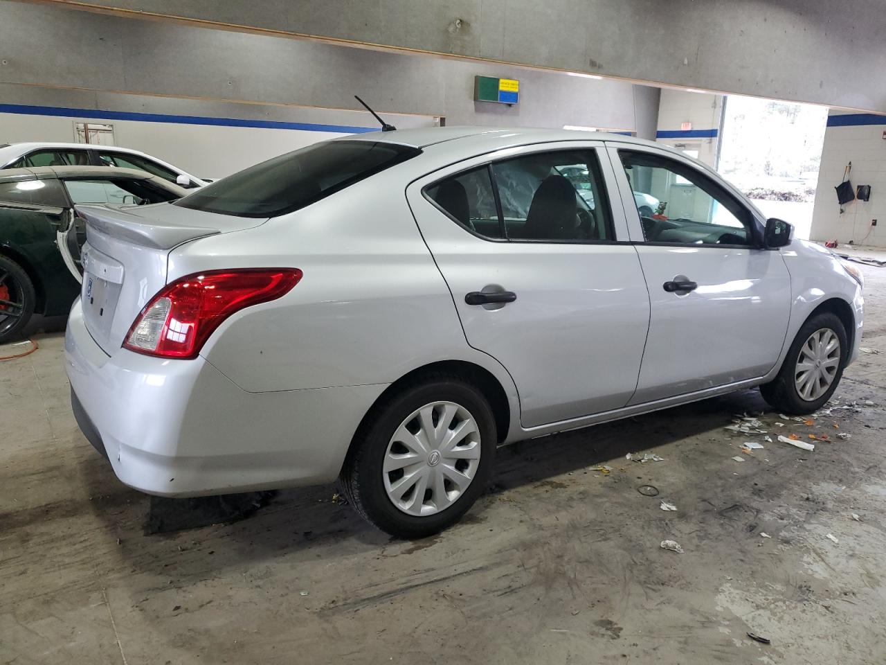 Lot #3024925418 2016 NISSAN VERSA S