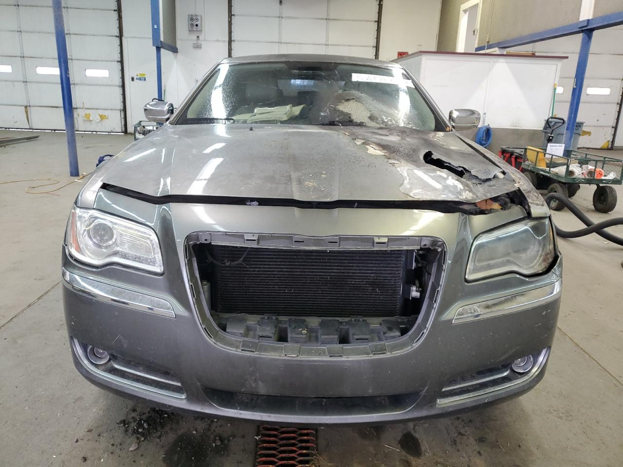 Lot #3018952070 2011 CHRYSLER 300 LIMITE